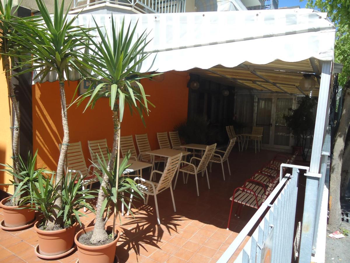 Hotel Castellani Rimini Extérieur photo